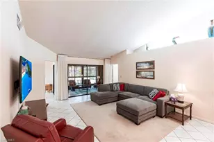 13044 Tall Pine Cir, Fort Myers, FL 33907 - Photo 6