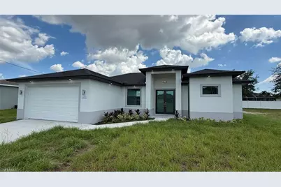 1622 NW 18th Ter, Cape Coral, FL 33993 - Photo 2