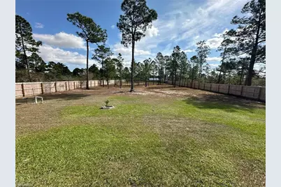 504 Moore Ave, Lehigh Acres, FL 33972 - Photo 8