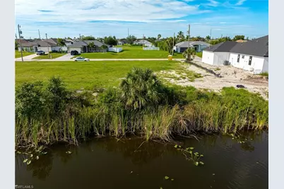 2021 NW 9th Ter, Cape Coral, FL 33993 - Photo 2