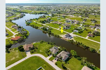 2021 NW 9th Ter, Cape Coral, FL 33993 - Photo 10