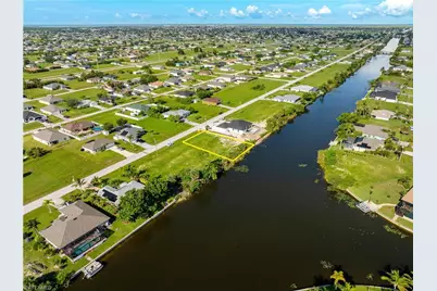 2021 NW 9th Ter, Cape Coral, FL 33993 - Photo 8