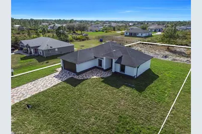 912 Pine Ave, Lehigh Acres, FL 33972 - Photo 38