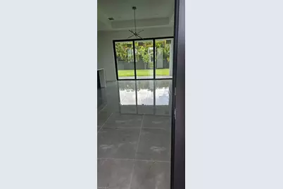 402 NW 10th St, Cape Coral, FL 33993 - Photo 4