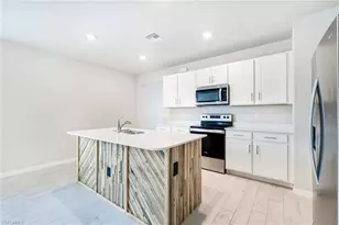 2788 Star Coral Dr, North Fort Myers, FL 33903 - Photo 10