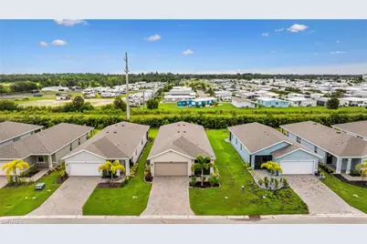 2788 Star Coral Dr, North Fort Myers, FL 33903 - Photo 36