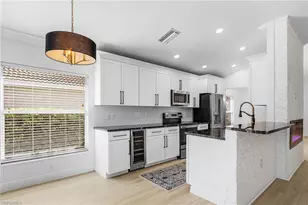 9544 Hemingway Ln, Fort Myers, FL 33913 - Photo 4