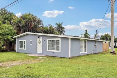 89 Cabana Ave, North Fort Myers, FL 33903 - Photo 4