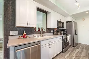 3260 Pinetree St, Port Charlotte, FL 33952 - Photo 6