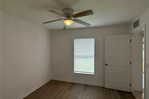 122 NW 15th Terrace, Cape Coral, FL 33993 - Photo 22