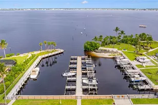 14813 Laguna Dr, Fort Myers, FL 33908 - Photo 42