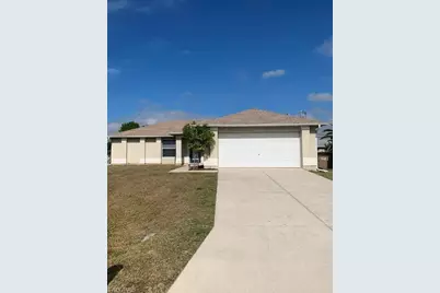 703 SW 22nd St, Cape Coral, FL 33991 - Photo 2