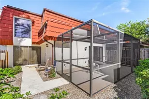 11822 Quail Run Dr, Fort Myers, FL 33908 - Photo 2