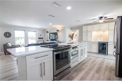 3514 SE 22nd Pl, Cape Coral, FL 33904 - Photo 8