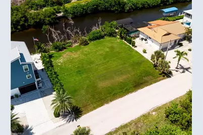 4061 Galt Island Ave, Saint James City, FL 33956 - Photo 8