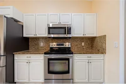 302 NE 24th Ave, Cape Coral, FL 33909 - Photo 16