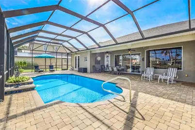 1911 SE 35th St, Cape Coral, FL 33904 - Photo 34