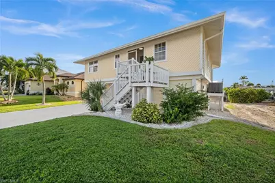 2407 Sycamore St, Saint James City, FL 33956 - Photo 6