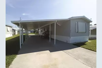 231 Palm Ave NW, Moore Haven, FL 33471 - Photo 2