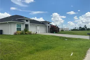 1333 NE 15th Ln, Cape Coral, FL 33909 - Photo 2