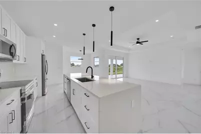 1523 NE 19th Ave, Cape Coral, FL 33909 - Photo 8