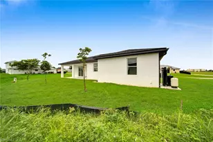 1523 NE 19th Ave, Cape Coral, FL 33909 - Photo 30