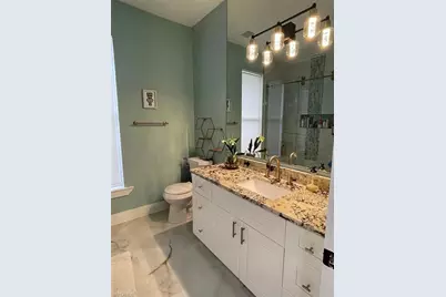 11279 Longshore Way W, Naples, FL 34119 - Photo 10