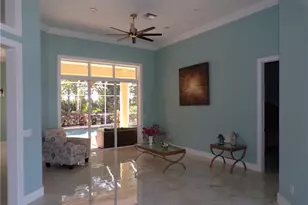 11279 Longshore Way W, Naples, FL 34119 - Photo 4