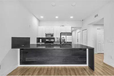 2942/2944 SW 7th Pl, Cape Coral, FL 33914 - Photo 10