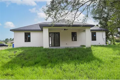 607 Pelee Ave, Lehigh Acres, FL 33974 - Photo 4