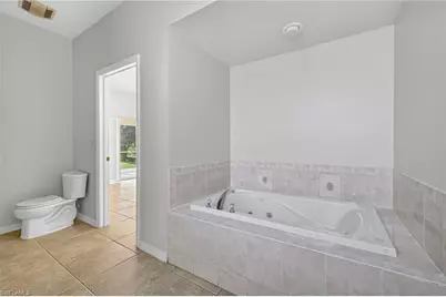 1402 Acacia Ave, Lehigh Acres, FL 33972 - Photo 18