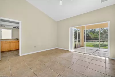 1402 Acacia Ave, Lehigh Acres, FL 33972 - Photo 12