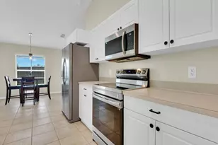 518 NW 11th Terrace, Cape Coral, FL 33993 - Photo 8