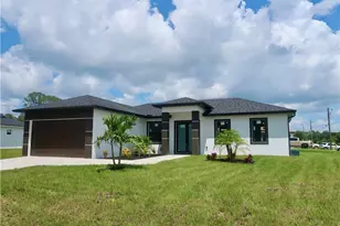 2607 E 18th St, Lehigh Acres, FL 33972 - Photo 2