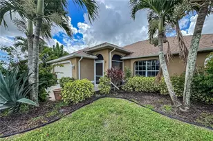 334 NE 17th St, Cape Coral, FL 33909 - Photo 2