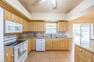 334 NE 17th St, Cape Coral, FL 33909 - Photo 16