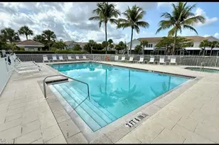 8361 Village Edge Cir, Fort Myers, FL 33919 - Photo 2