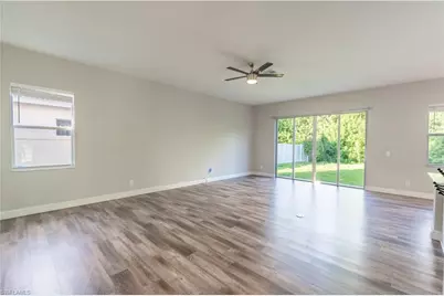 3003 Lake Manatee Ct, Cape Coral, FL 33909 - Photo 10