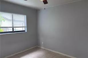 205 NE 9th Ct, Cape Coral, FL 33909 - Photo 16