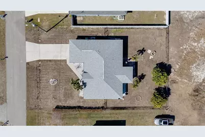 4305 NE 20th Pl, Cape Coral, FL 33909 - Photo 28