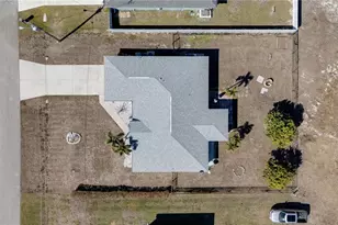 4305 NE 20th Pl, Cape Coral, FL 33909 - Photo 28