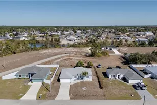 4305 NE 20th Pl, Cape Coral, FL 33909 - Photo 26