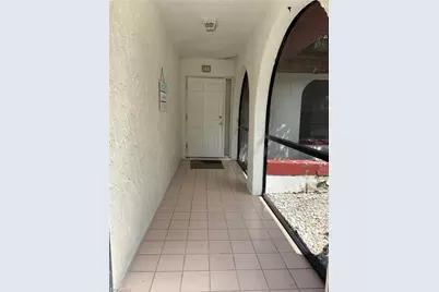 904 Jefferson Ave, Lehigh Acres, FL 33936 - Photo 2