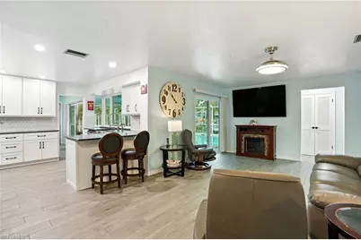 4558 Vinewood Cir, North Fort Myers, FL 33903 - Photo 8