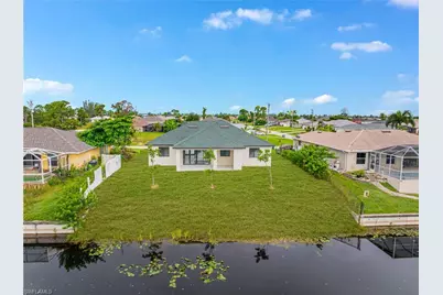 1907 NW 26th St, Cape Coral, FL 33993 - Photo 16