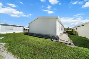 370 Nicklaus Blvd, North Fort Myers, FL 33903 - Photo 22