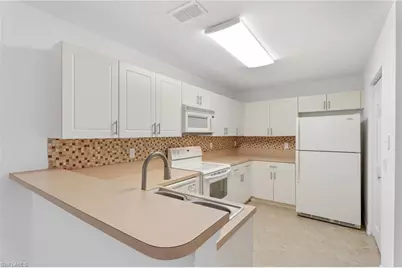 4336 Bellasol Cir #2911, Fort Myers, FL 33916 - Photo 18