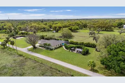 5060 Melaluca Dr, Fort Myers, FL 33905 - Photo 4