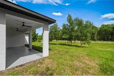 413 Hedgewood St, Lehigh Acres, FL 33974 - Photo 20