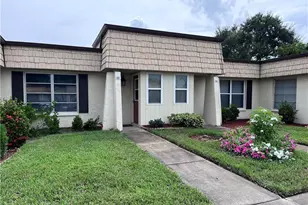 55 Laconia Ct, Fort Myers, FL 33919 - Photo 2